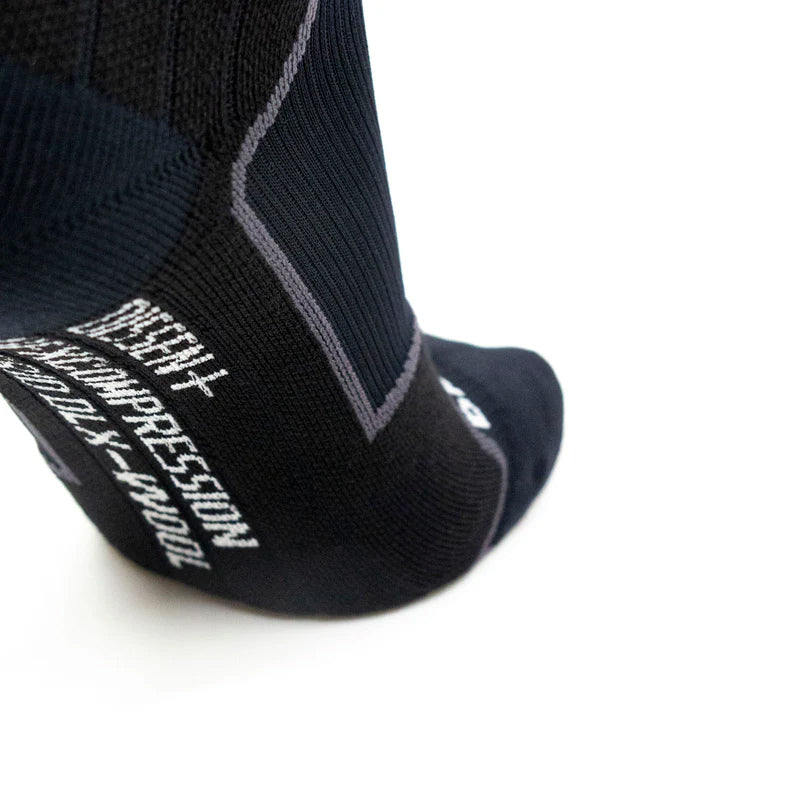 Therm-ic Dissent GFX Compression Hybrid DLX-Wool - Veľkosť: M (40-43)